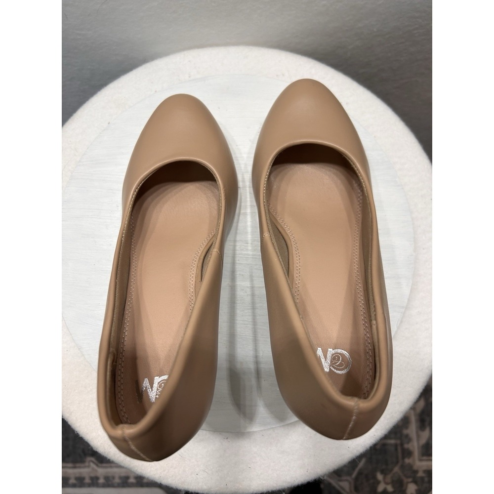 Chelsea Moreland Heels Womens 8.5M Glamour Pump Beige Nude EUC - Picture 5 of 11